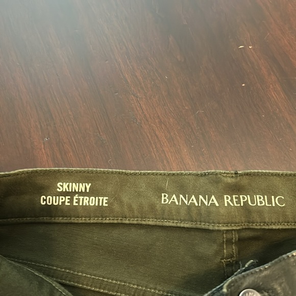 Banana Republic Dark Green Faux Leather Skinny Pants Size 29 - Picture 4 of 15